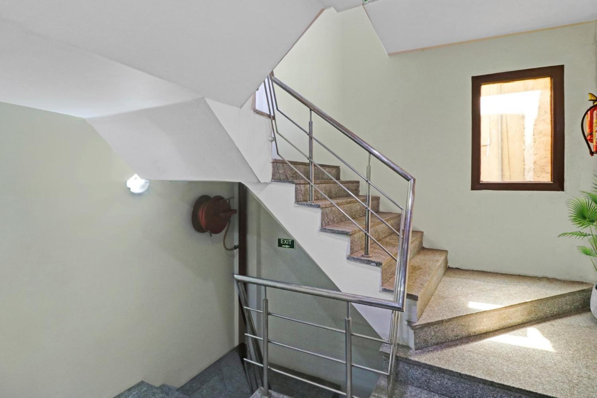 Hotel Stay House Neu-Delhi Exterior foto