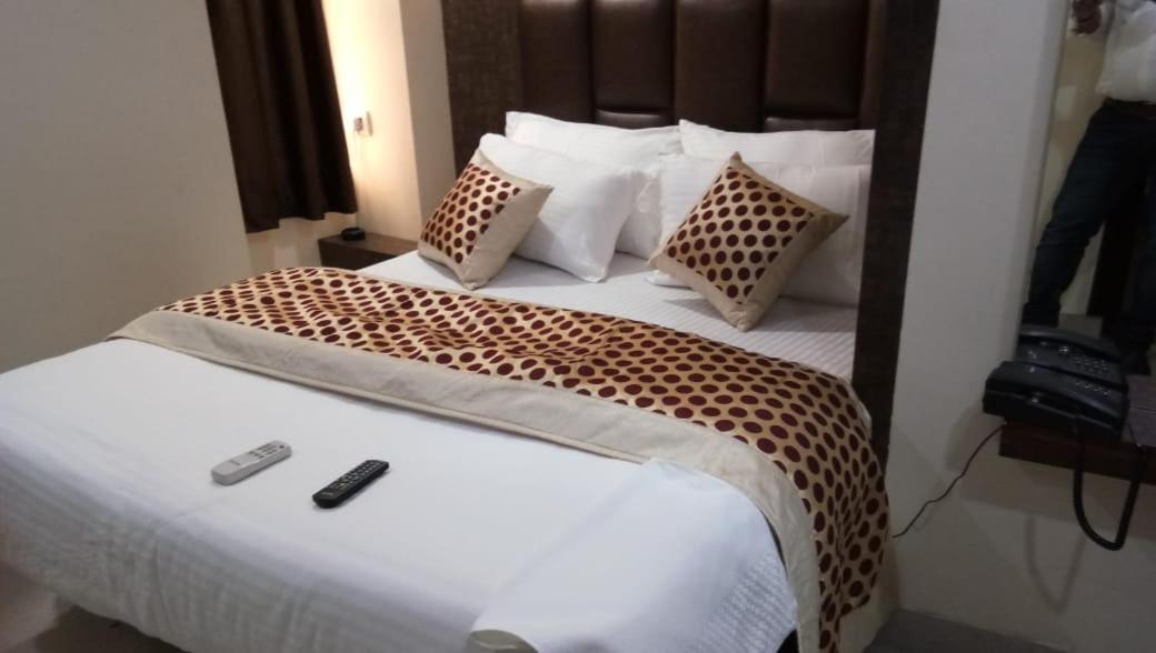 Hotel Stay House Neu-Delhi Exterior foto